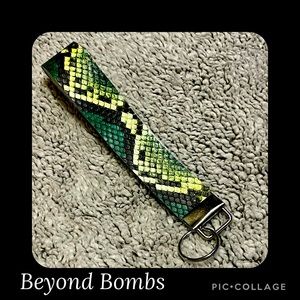 Snake skin Pattern Wristlet - Handmade